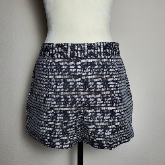 Urban Outfitters Printed Shorts 10 - Picture 4 of 7